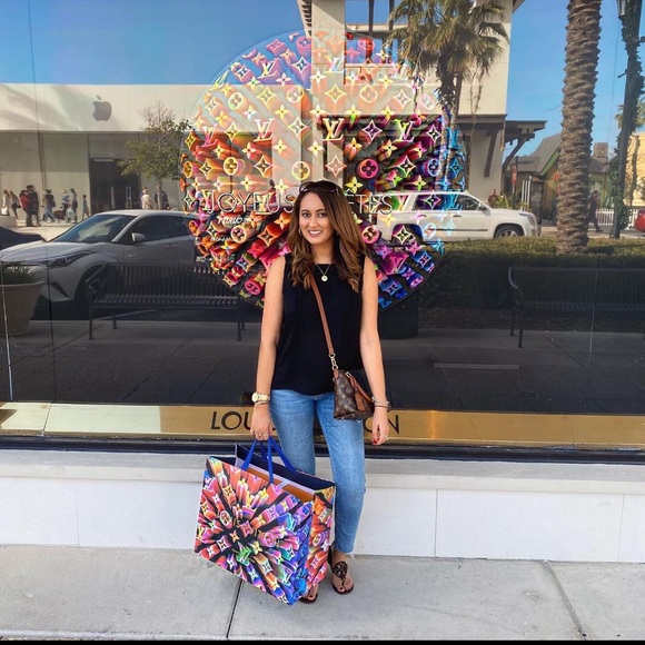 Meet your Posher, Lainey - Picture 3 of 10